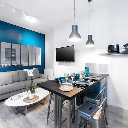 Chic Opera Apartment Paris