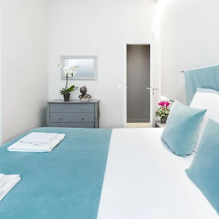 Chic Opera Lägenhet *